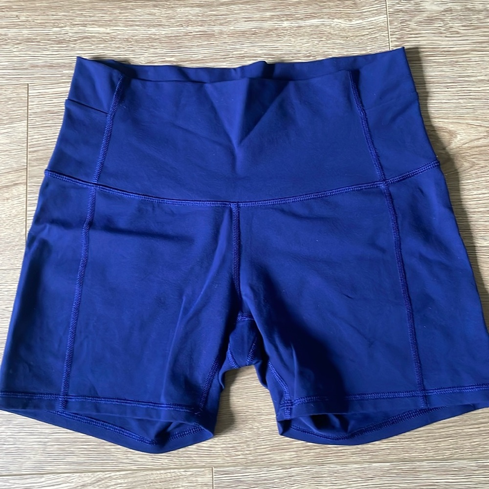 Lululemon base pace shorts 6”